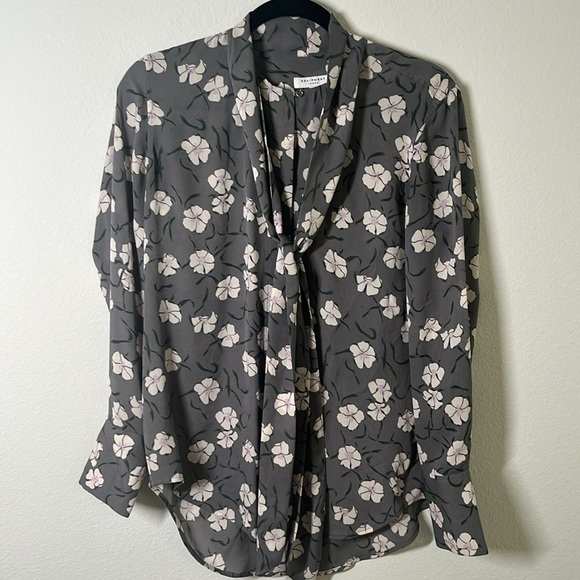 EQUIPMENT x Revolve Luis Silk Floral Blouse | Size S | 100% Silk - Picture 4 of 9